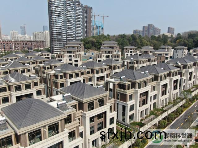 长沙浪琴山花园二期项目太阳能热水器工程