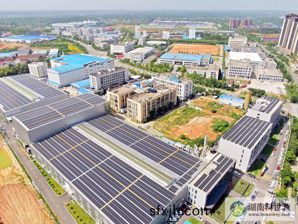 长沙银腾塑印包装公司厂房屋顶分布式光伏发电工程
