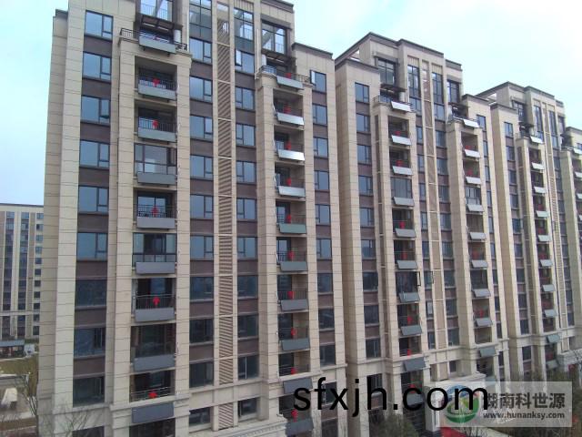 阳台壁挂太阳能热水系统