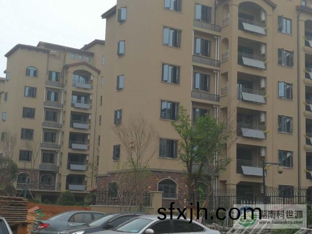 阳台壁挂太阳能热水工程