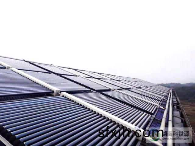 斜屋面真空管太阳能热水工程