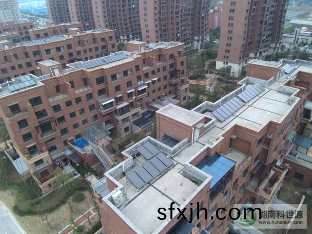 集中集热分户储热太阳能热水系统