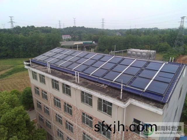 学校宿舍屋顶太阳能热水系统工程