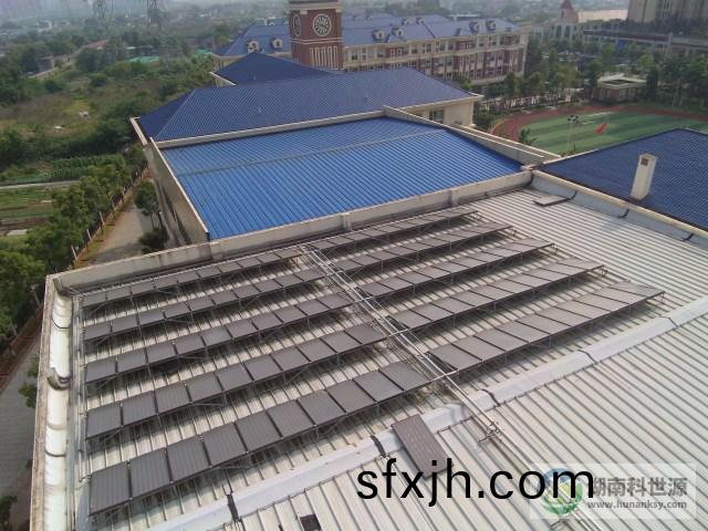 平板太阳能热水系统