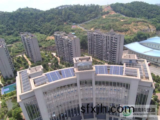 屋顶太阳能热水工程