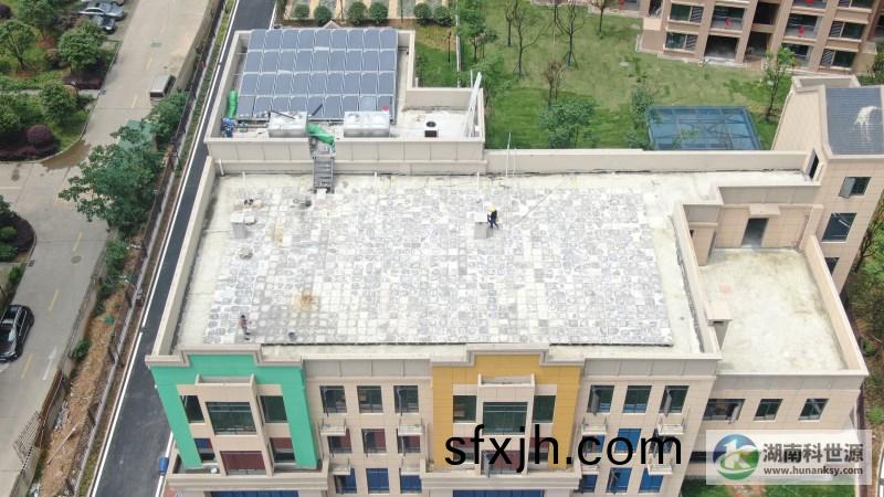 平板太阳能热水系统