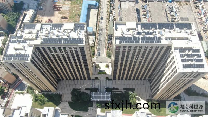 平板太阳能热水系统